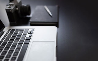 孙兴慜近距离头球失良机 无人防守下射门太正遭封堵