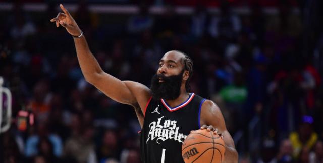 世界赛比分-保下限的神！哈登开启双能卫模式 快艇拒绝沉没