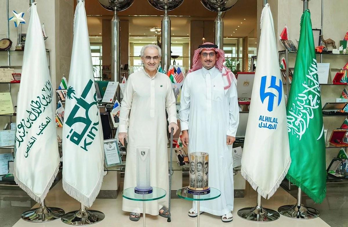 英雄联盟全球总决赛官网-记者：沙特王子收购新月一事即将官宣；此前曾全额承担本泽马转会费